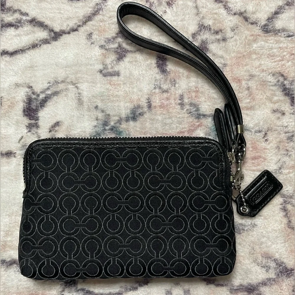 COACH Madison Double Zip Wristlet In OP Art Pearlescent Fabric